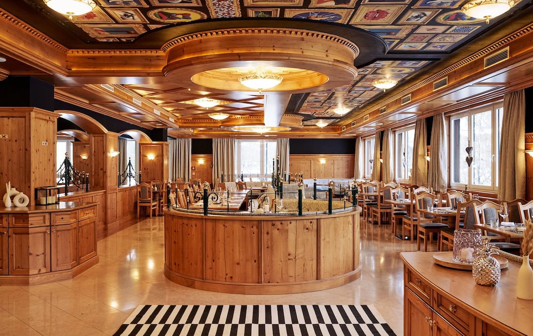 Innenaufnahmen des Restaurant vom Lifestyle Hotel Kapoom - Carpe Solem in Kaprun.